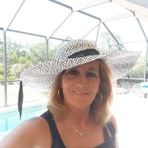 Meet your Posher, Francine